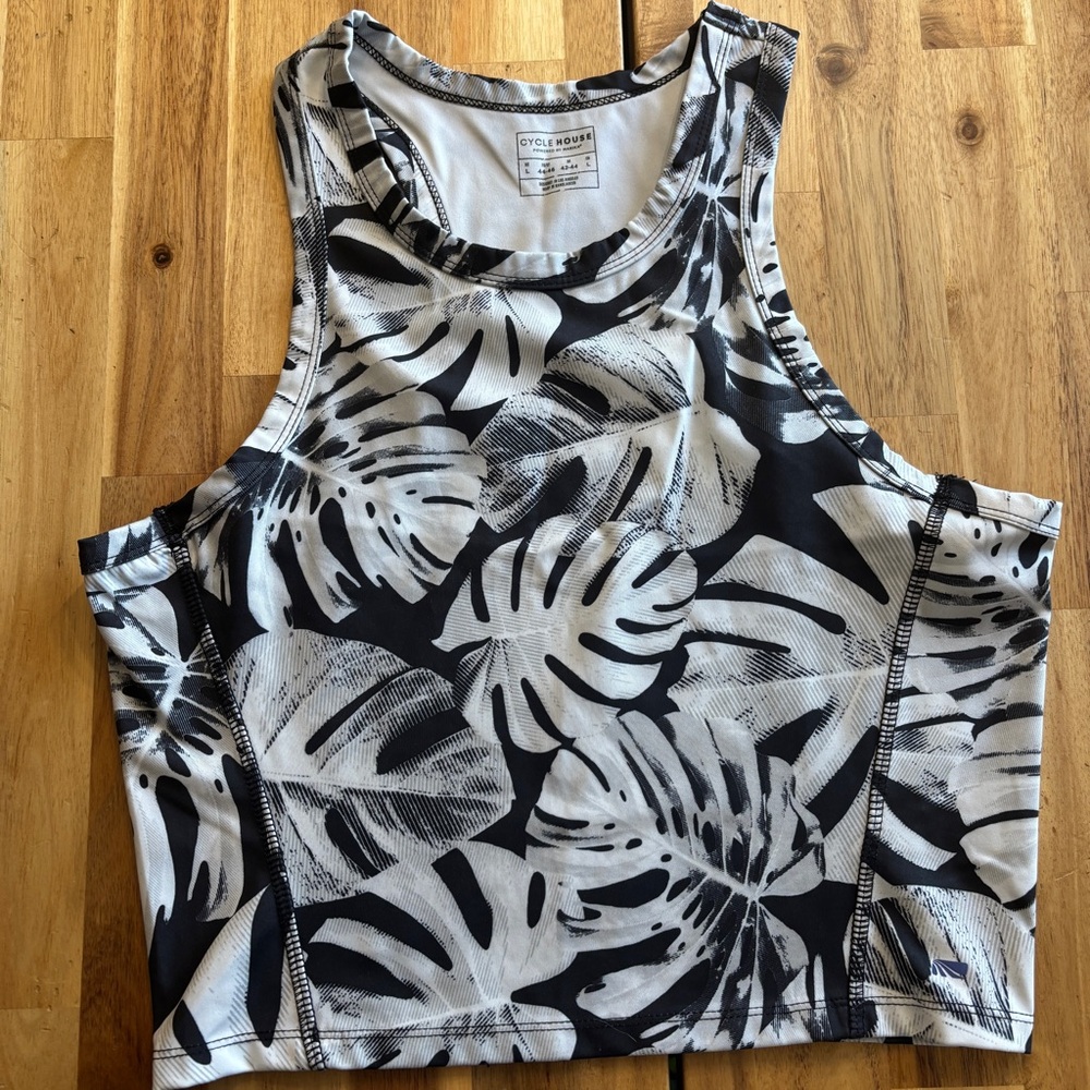 Cycle House by Marika Leaf Print Crop Tank – Size L